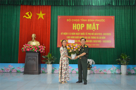 Bộ CHQS tỉnh Bình Phước họp mặt hội viên phụ nữ