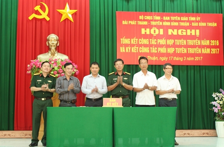 Bộ Chỉ huy quân sự tỉnh Bình Thuận: Ký kết phối hợp tuyên truyền