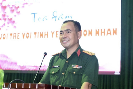 Sĩ quan trẻ nhiệt huyết với công tác Đoàn
