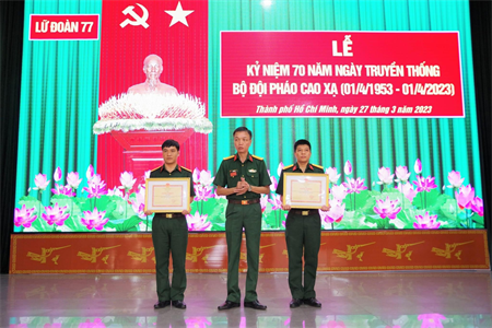 Lữ đoàn 77 kỷ niệm 70 năm Ngày truyền thống Bộ đội Pháo cao xạ