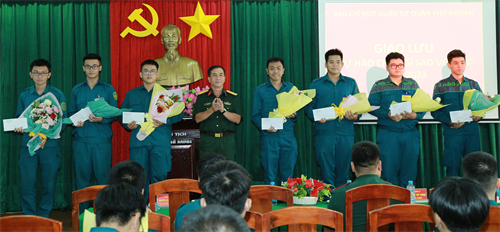 Chiến sĩ “sao vuông” làm theo lời Bác