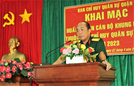 Quận 1 khai mạc huấn luyện quân nhân dự bị