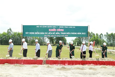 Long An khởi công xây dựng điểm dân cư liền kề đồn, trạm biên phòng biên giới