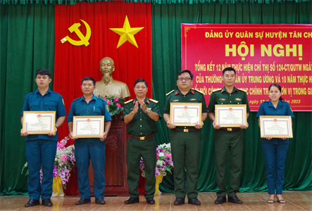 Đảng ủy Quân sự huyện Tân Châu lãnh đạo hiệu quả công tác giáo dục chính trị tại đơn vị giai đoạn mới