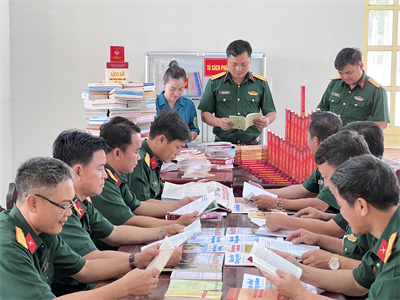 LLVT thị xã Chơn Thành hưởng ứng Ngày sách và văn hóa đọc