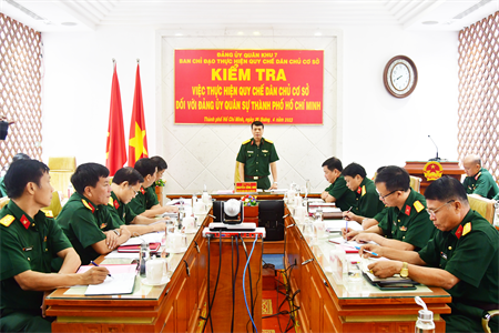 Quân khu kiểm tra thực hiện quy chế dân chủ cơ sở Đảng ủy Quân sự TP.HCM