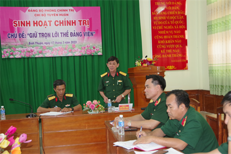 Đảng bộ Quân sự tỉnh Bình Thuận sinh hoạt “Giữ trọn lời thề đảng viên”