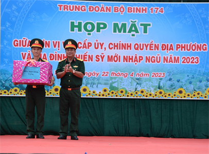 Trung đoàn 174, Bộ CHQS tỉnh Tây Ninh họp mặt địa phương và gia đình chiến sĩ mới