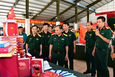 Trường Quân sự Quân khu 7 hưởng ứng Ngày sách và văn hóa đọc Việt Nam năm 2023