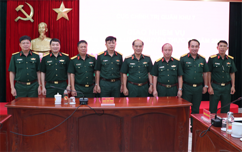 Quân khu 7 giao nhiệm vụ cán bộ đi luân chuyển thực tế năm 2023