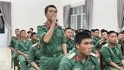 Bộ CHQS tỉnh BR-VT đối thoại dân chủ với cán bộ, chiến sĩ Trung đoàn Minh Đạm