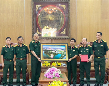 Tọa đàm phát huy vai trò LLVT Nhân dân trong xây dựng “thế trận lòng dân” bảo vệ Tổ quốc