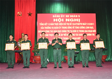 Sư đoàn 5 đổi mới công tác giáo dục chính trị