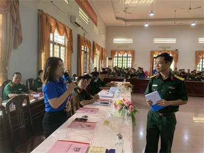 Đoàn Cơ sở Trung đoàn 5 tổ chức diễn đàn xây dựng chính quy, quản lý kỷ luật