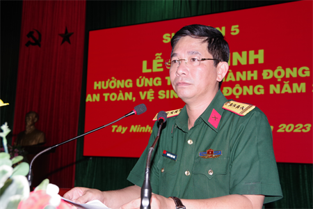 Sư đoàn 5 mít tinh hưởng ứng Tháng hành động về an toàn, vệ sinh lao động năm 2023