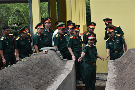 Tỉnh Bình Phước khai mạc Hội thi chốt chiến đấu dân quân thường trực biên giới