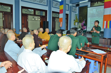 Phổ biến kiến thức quốc phòng và an ninh cho tu sĩ và tu tập sinh: Mô hình mới, hiệu quả cao