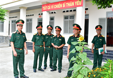 Quân khu kiểm tra công tác huấn luyện chiến sĩ mới và huấn luyện giai đoạn 1 tại Bộ CHQS tỉnh Tây Ninh