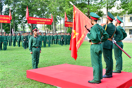 Trung đoàn 174 tổ chức Lễ tuyên thệ chiến sĩ mới năm 2023