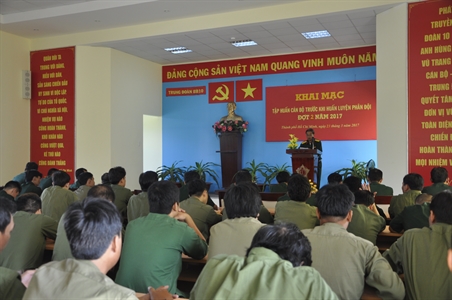 Khai mạc lớp tập huấn cho hơn 200 cán bộ dự bị động viên của TPHCM