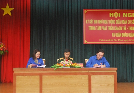 Đoàn cơ sở Bệnh viện Quân y 7A ký kết ghi nhớ hoạt động