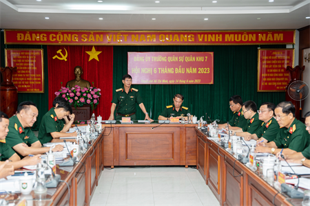 Đảng ủy Trường Quân sự Quân khu 7 tổ chức hội nghị 6 tháng đầu năm 2023