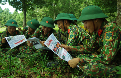 Bạn đọc với Báo Quân khu 7