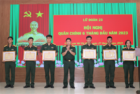 Lữ đoàn 23 tổ chức Hội nghị Quân chính 6 tháng đầu năm 2023