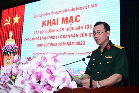 Khai mạc lớp bồi dưỡng kiến thức dân tộc năm 2023