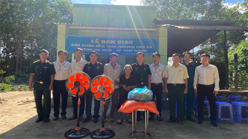 Nghĩa tình nơi "đất thép”