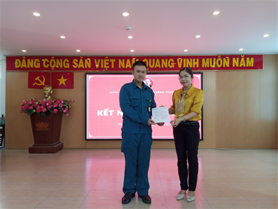 Quận Bình Thạnh kết nạp Đảng cho dân quân tham gia chiến dịch Hành quân xanh