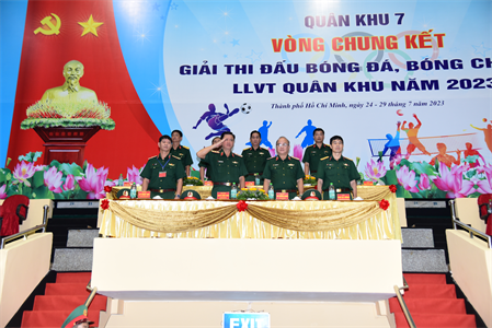 Khai mạc vòng chung kết giải bóng đá, bóng chuyền năm 2023