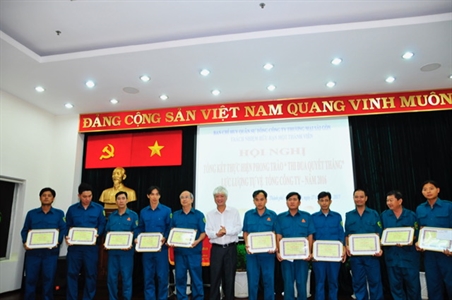 Tự vệ Tổng Công ty Thương mại SG tổng kết Phong trào thi đua quyết thắng năm 2016.