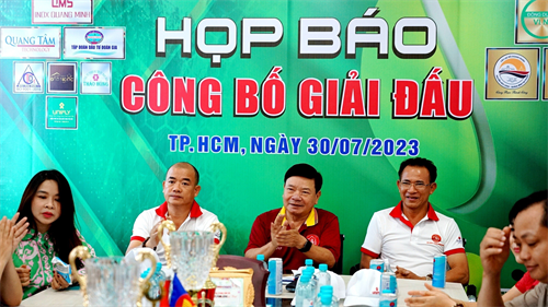 Họp báo tổ chức Giải đấu Tennis gây quỹ từ thiện