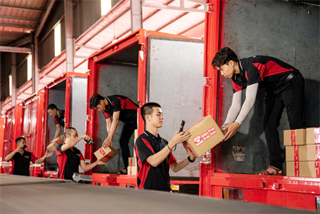 Viettel Post: Lĩnh vực bưu chính ghi nhận mức doanh thu cao nhất trong 10 năm qua