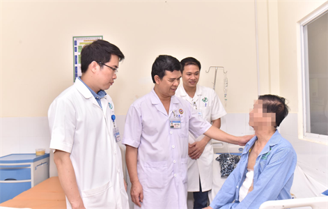 Bệnh viện Quân y 175 phẫu thuật thành công khối u gan nặng gần 2kg