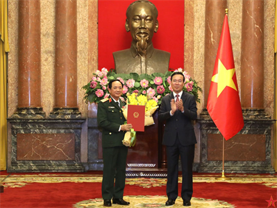 Đồng chí Trịnh Văn Quyết được thăng quân hàm Thượng tướng