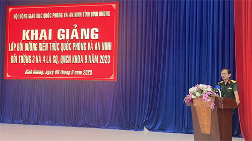Khai giảng lớp bồi dưỡng kiến thức quốc phòng - an ninh