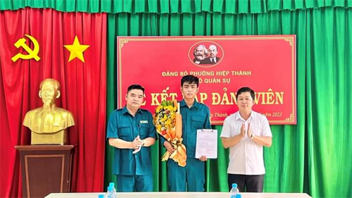 Thành phố Thủ Dầu Một, tỉnh Bình Dương kết nạp đảng viên mới