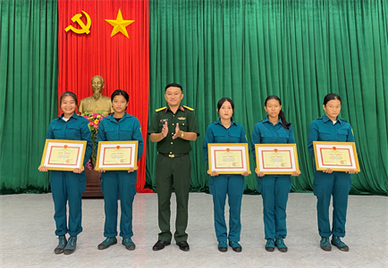 Ban CHQS huyện Vĩnh Hưng biểu dương dân quân tham gia Hội thao thể dục thể thao quốc phòng tỉnh Long An