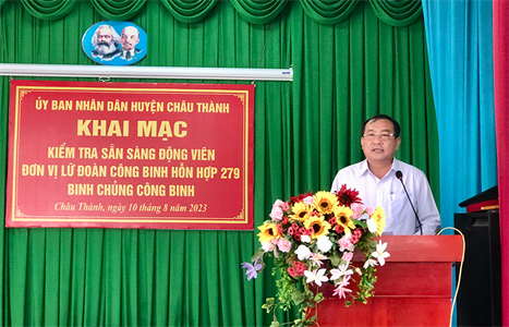 Huyện Châu Thành, tỉnh Long An kiểm tra sẵn sàng động viên quân nhân dự bị năm 2023