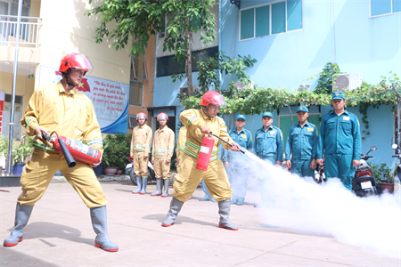 “Tổ phản ứng nhanh” của Ban CHQS quận Tân Phú