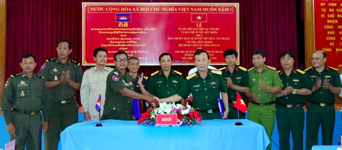 Phối hợp xây dựng biên giới hòa bình, hữu nghị