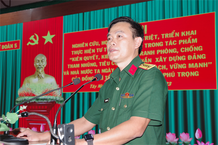 Sư đoàn 5: Nghiên cứu, học tập, quán triệt, triển khai thực hiện tư tưởng chỉ đạo của Tổng Bí thư Nguyễn Phú Trọng