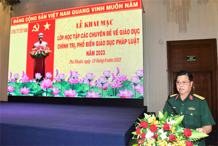 Công ty Tây Nam học tập các chuyên đề giáo dục chính trị và phổ biến giáo dục pháp luật năm 2023