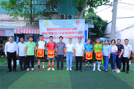 Công ty Tây Nam tổ chức giải bóng đá mini chào mừng kỷ niệm 78 năm Cách mạng Tháng Tám và Quốc khánh 2/9