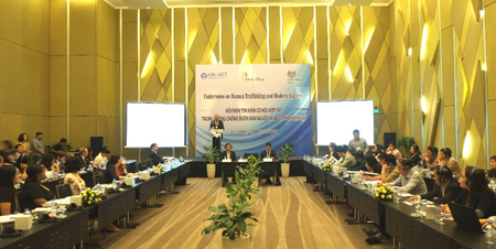 Việt Nam - Anh hợp tác phòng chống 'buôn bán nô lệ' thời hiện đại