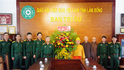 Bộ CHQS tỉnh Lâm Đồng thăm, chúc mừng Ban Trị sự Giáo hội Phật giáo Việt Nam tỉnh nhân dịp lễ Vu Lan