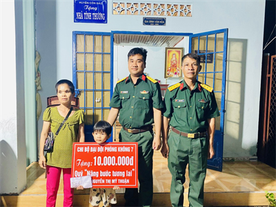 Ban CHQS huyện Côn Đảo "Nâng bước tương lai"