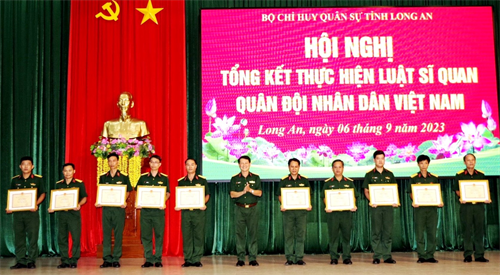Bộ CHQS tỉnh Long An tổng kết thực hiện Luật Sĩ quan QĐND Việt Nam
